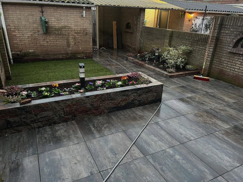 Complete tuinrenovatie in Poeldijk — foto 2